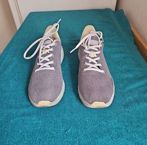 KURU FLEX Via Sneaker Size 8.5 Wide